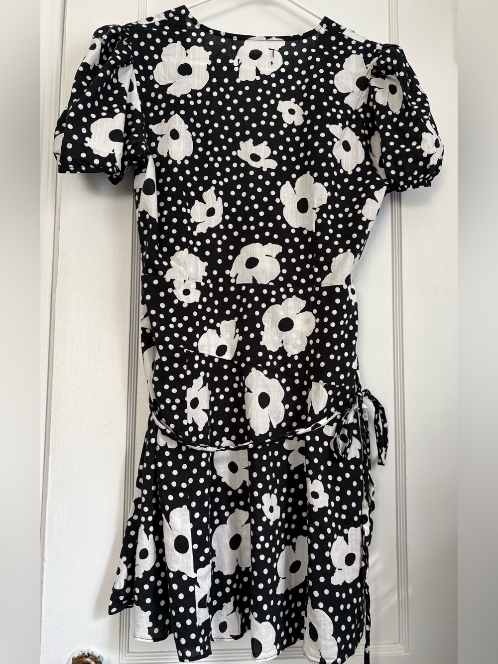 Urban Outfitters Black & White Floral Polka Dot Wrap Mini Dress Size Large - Picture 3 of 10